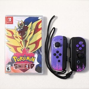 Pokémon Shield - Nintendo Switch + Pokémon-Themed Controllers